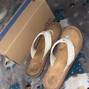 Clarks Women's Cream Sandals